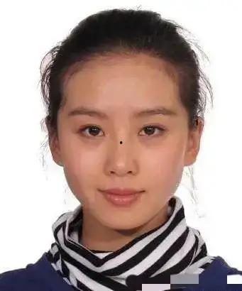 明星平常化妆,从素颜到闪耀的秘密武器